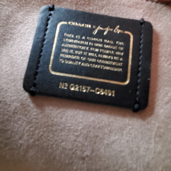 💗3 Piece Coach x Jennifer Lopez Set Marlie Satchel, NYC Wristlet & Bag Charm - Picture 11 of 16